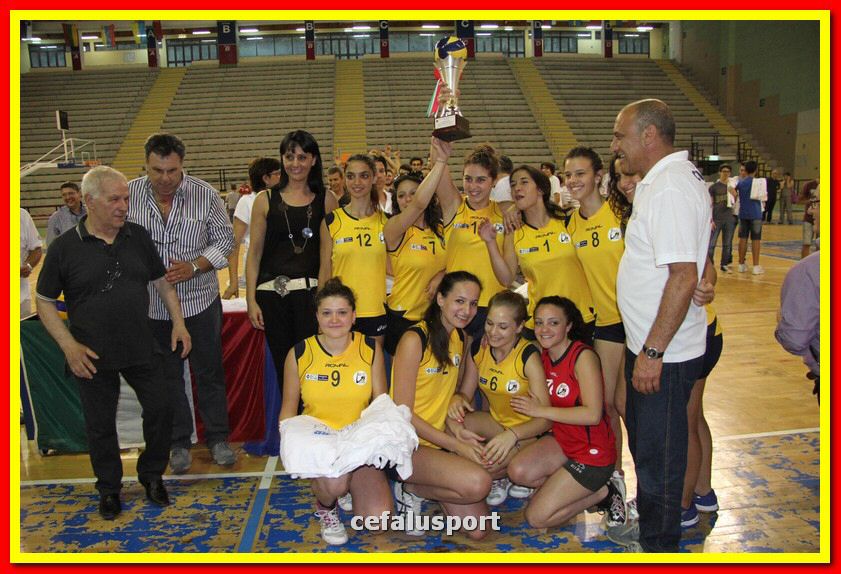 150614 volley 608_tn.jpg